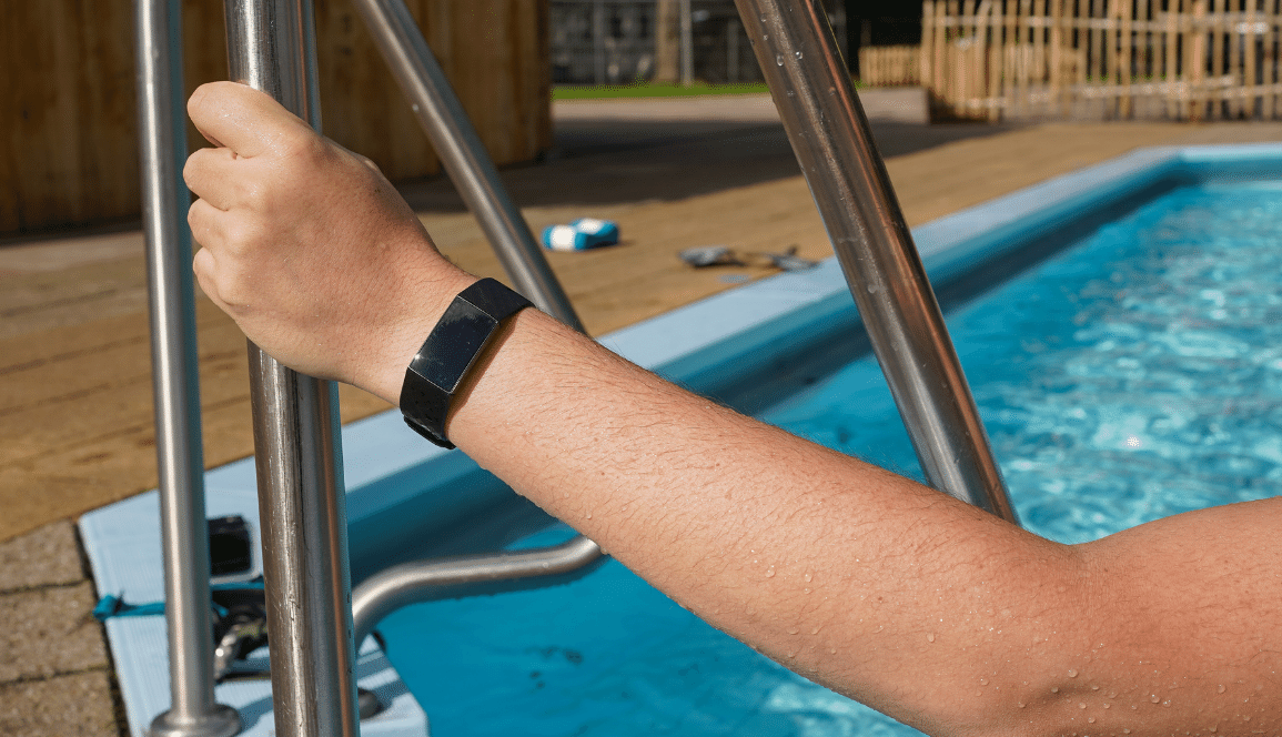 Zwemmen met Fitbit Charge 4