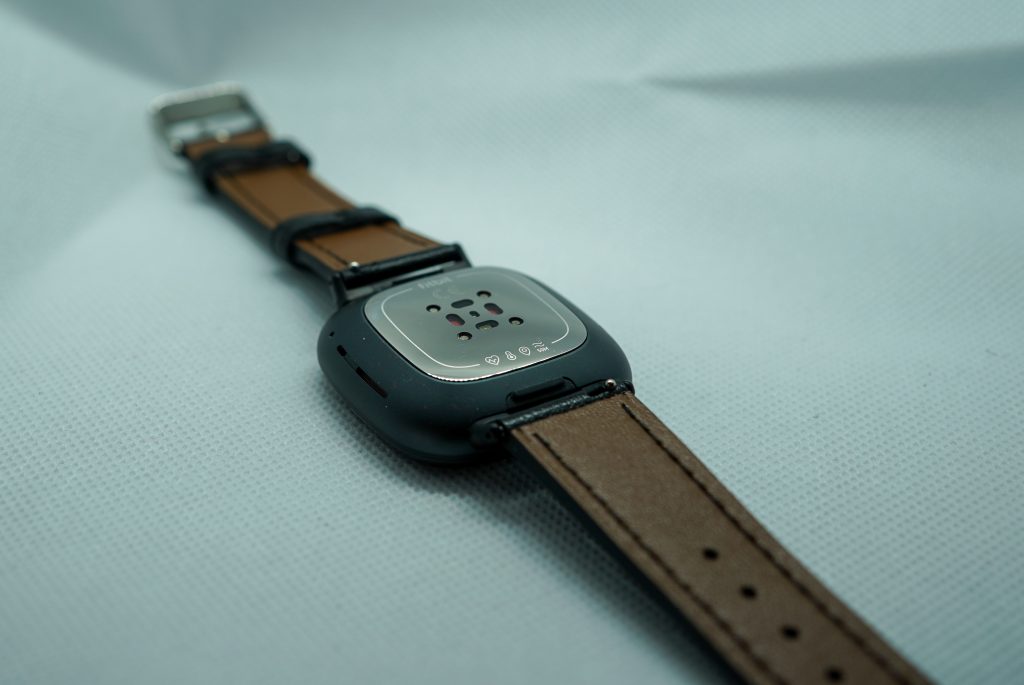 Fitbit Sense leren bandje